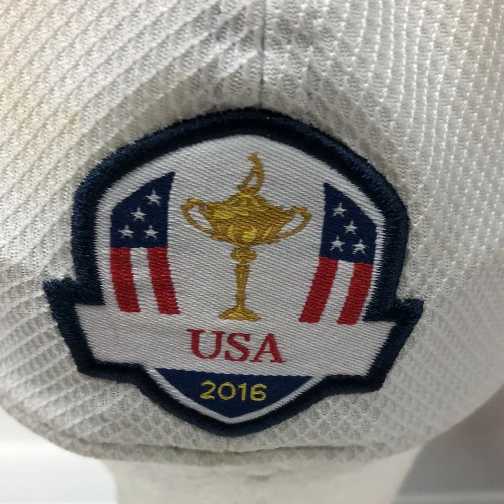 New Era GOLF USA 2016 Hat‎ Cap Flex Fit White Blue Pre Owned size S/M
